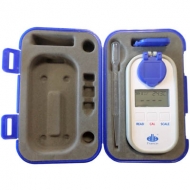 Digital Display Refractometer