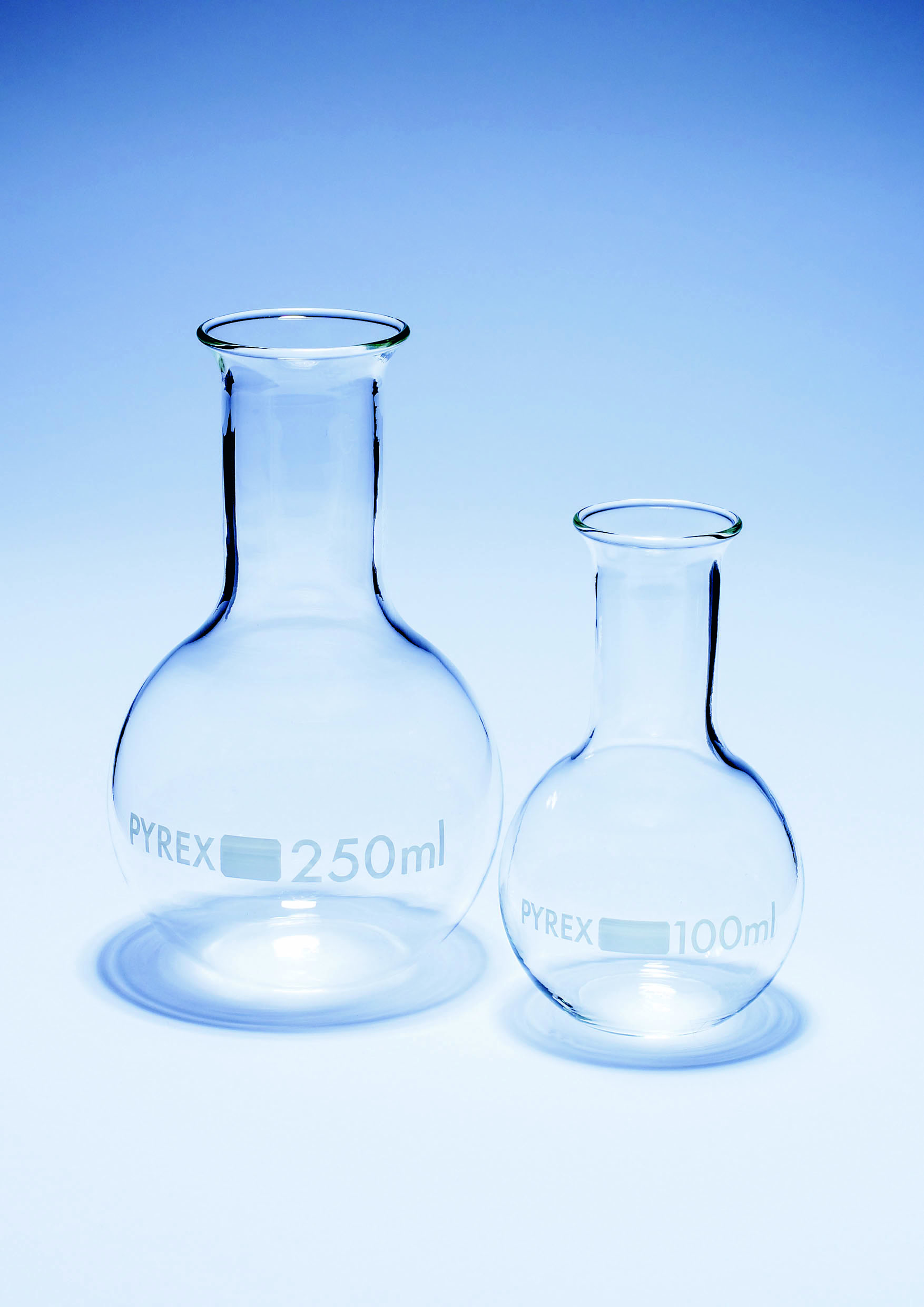 Boiling Flasks, Flat Bottom, Narrow Neck