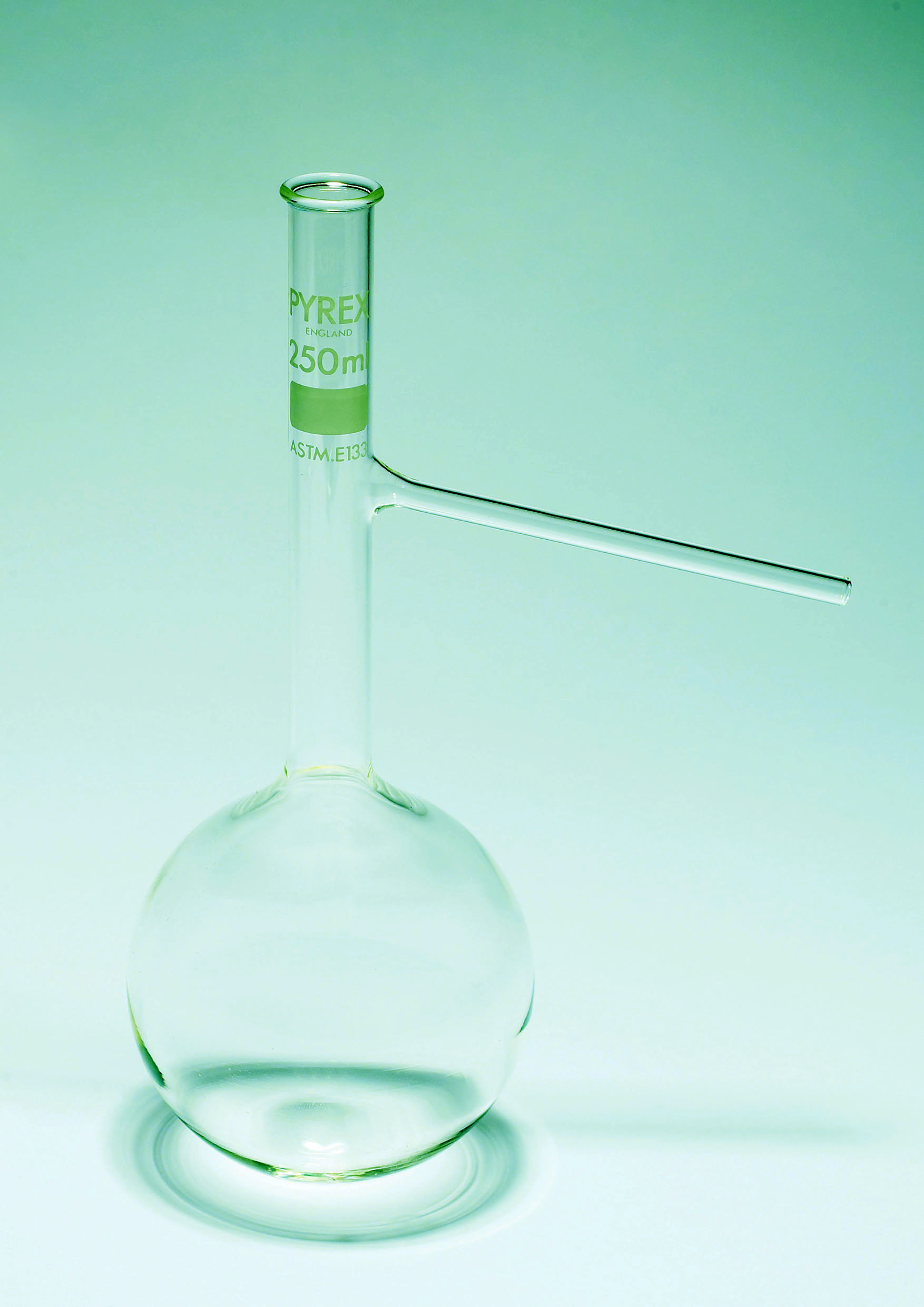 Distillation Flasks, ASTM E133