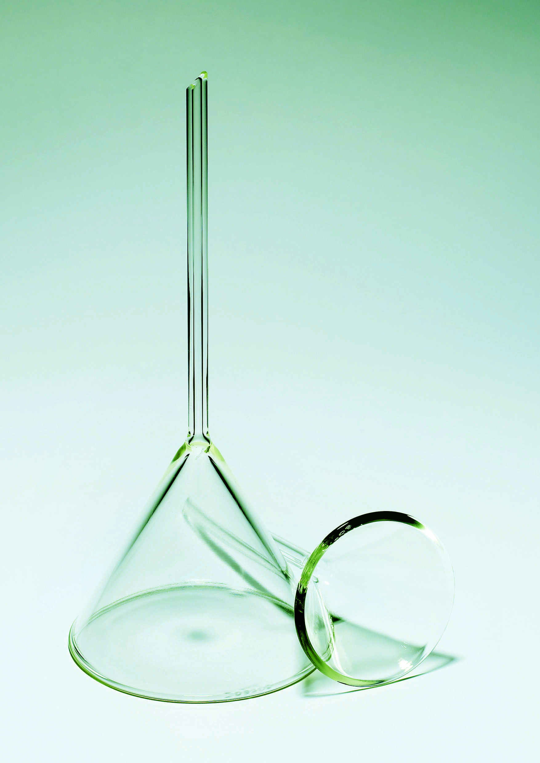 PYREX® Filter Funnels, Long Stem, Borosilicate Glass