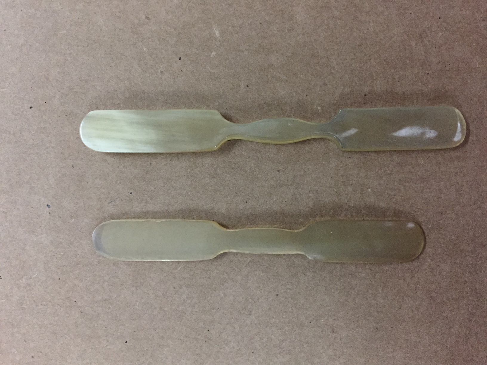Spatulas, Plastic, Flat Horn Type (Clearance Items - while stocks last)