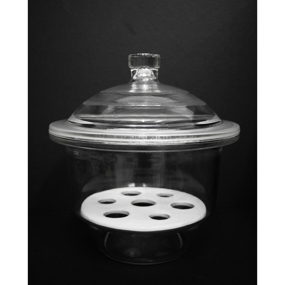 Desiccator, Soda Glass, Non-Vacuum with Knob Lid